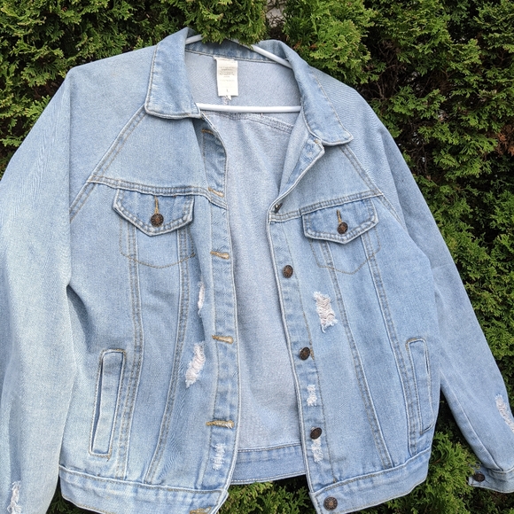 Jean jacket - Picture 1 of 2